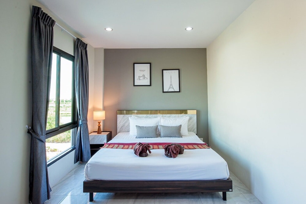 Parkside Superior Double Bed - Photo 3