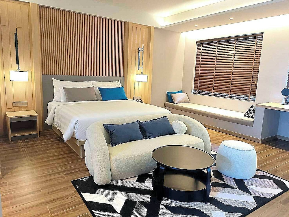 Studio Pool Suite