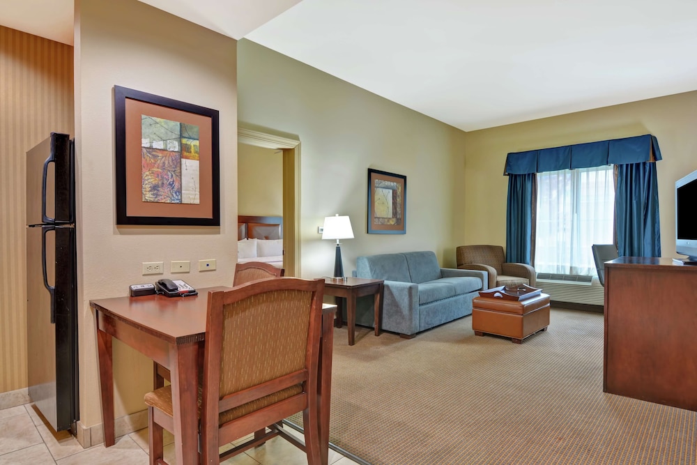 Homewood Suites by Hilton Fayetteville, Photo 4