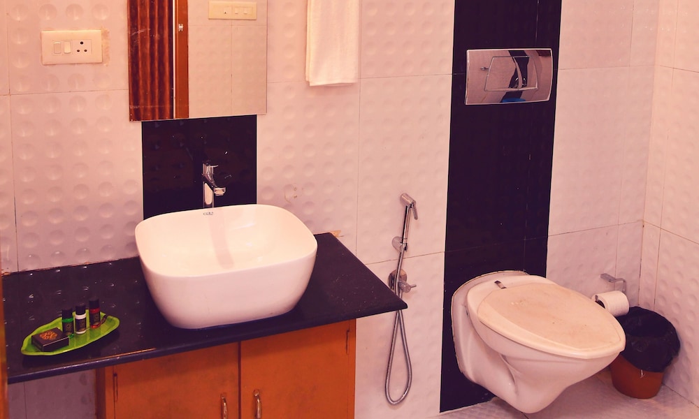 Executive Room - Photo 9