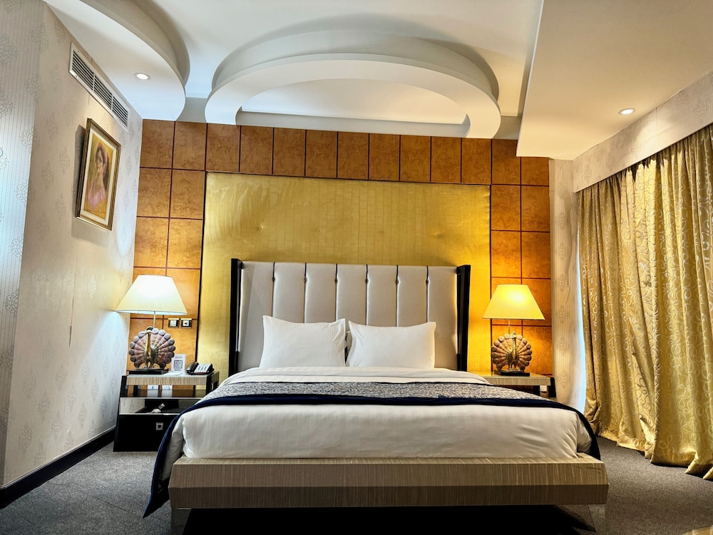 Executive Suite photo 1