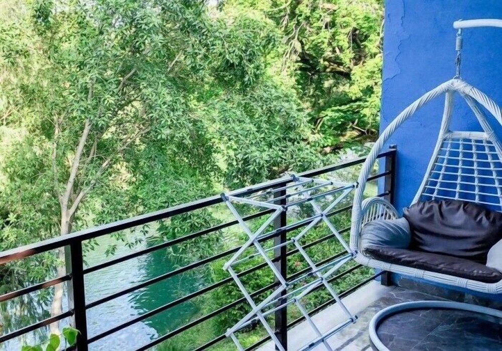 Room, Balcony, River View