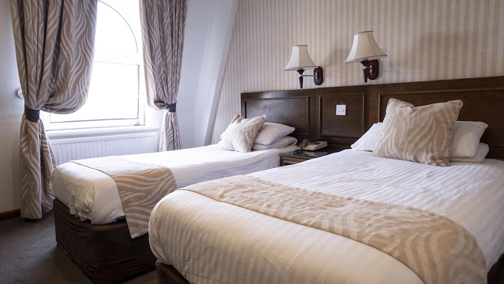 Classic Twin Room