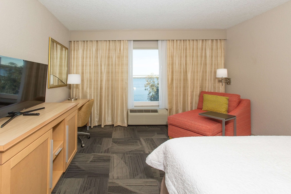 Room, 1 King Bed, Accessible, Non Smoking (Water View) photo 1