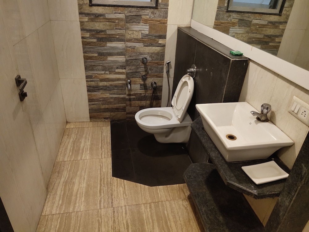 Deluxe Room - Photo 2