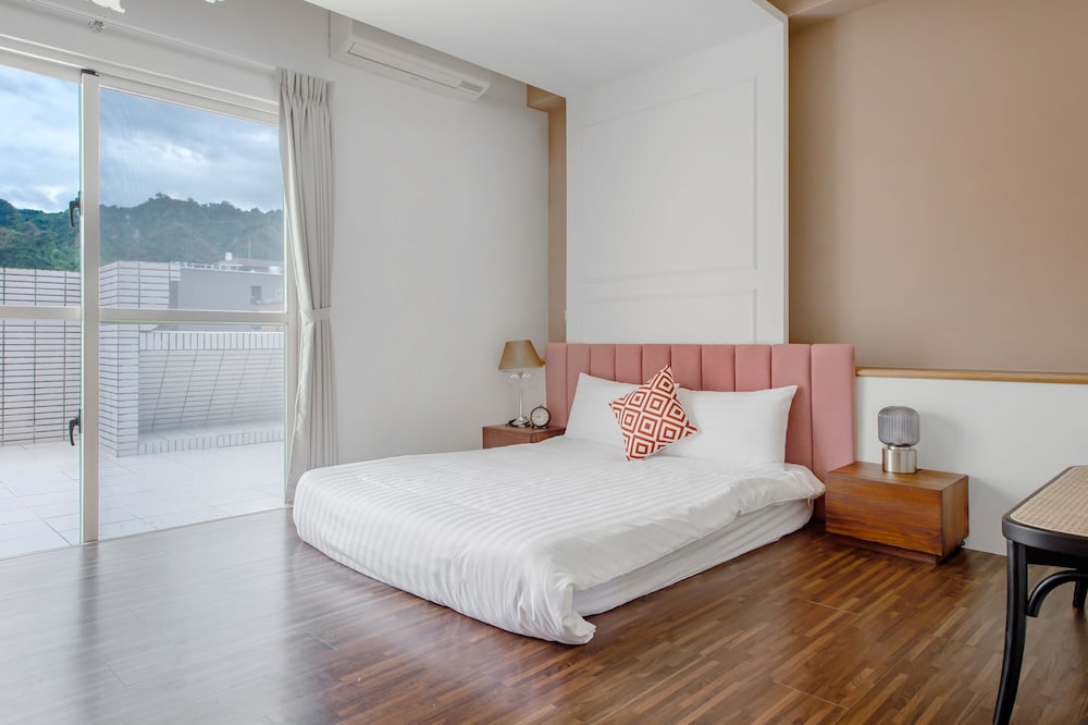 Deluxe Double Room with Terrace photo 1