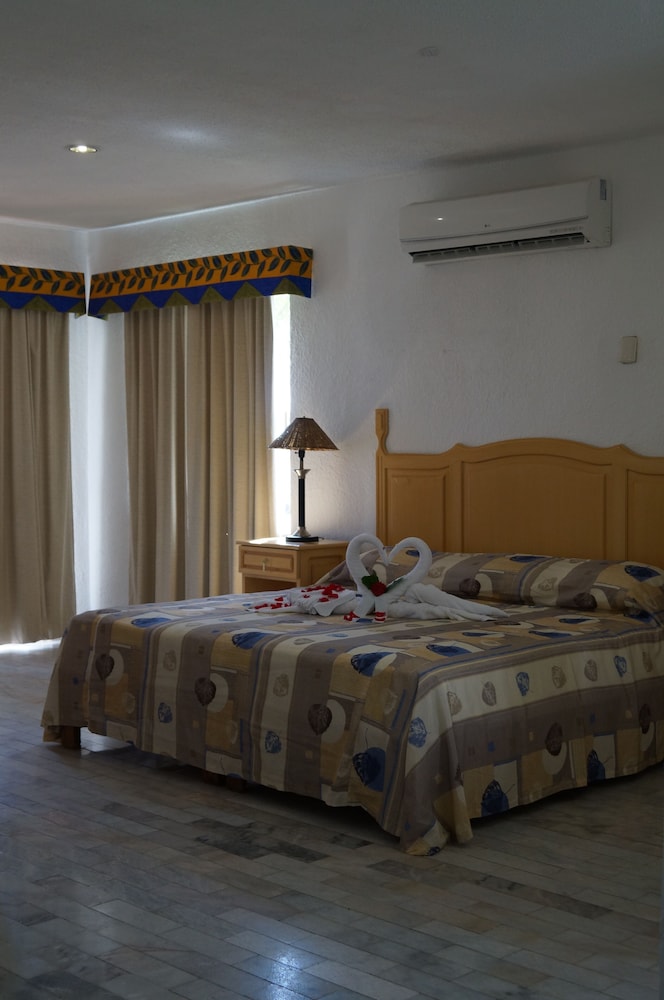 Standard Double Room - Photo 8