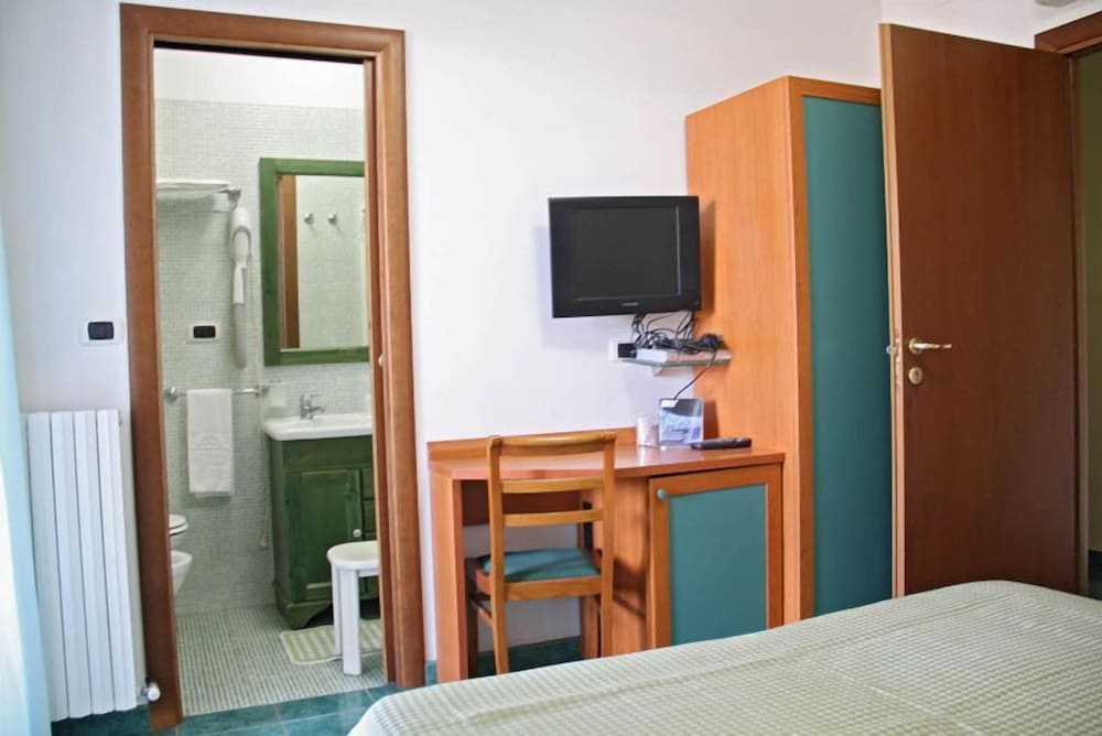 Double Room Single Use photo 2