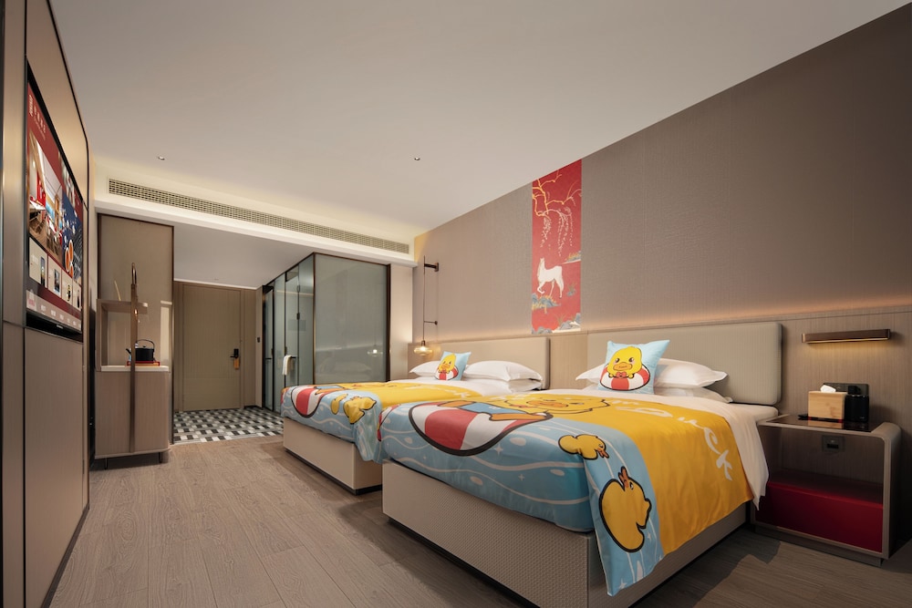 Family Twin Room