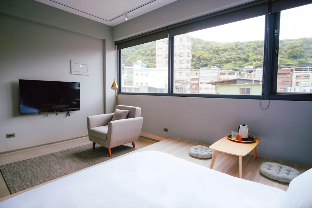 Basic Room, 1 Double Bed, Non Smoking, Marina View photo 3