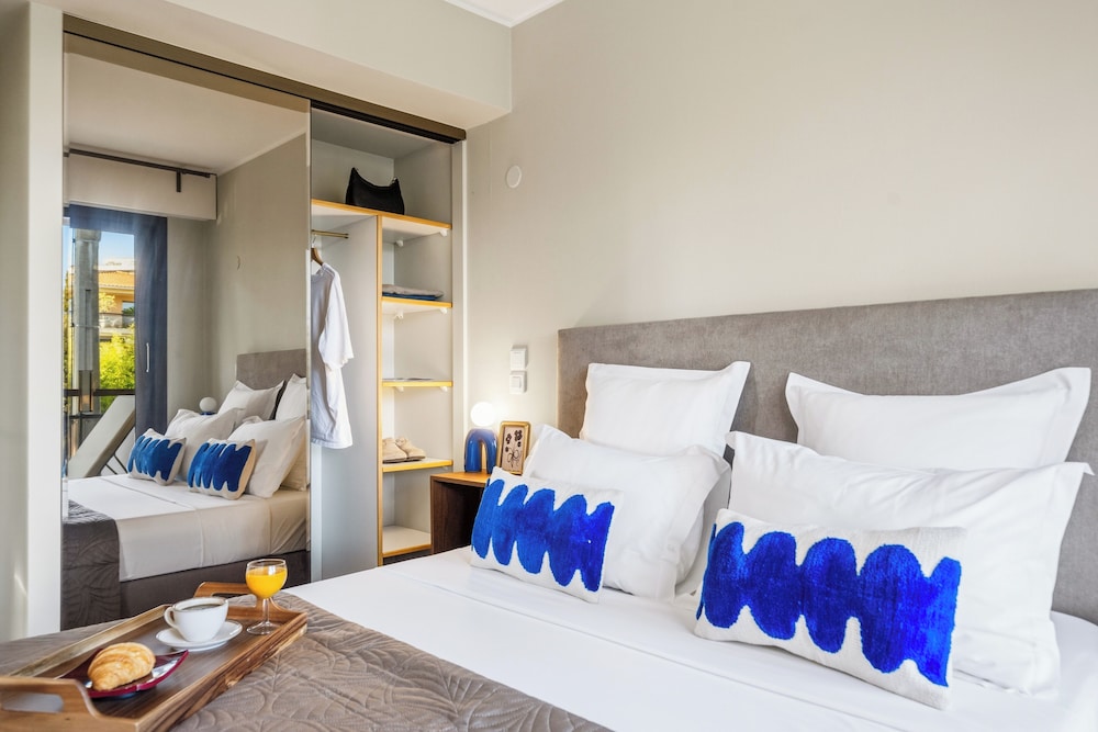 Deluxe Apartment, 1 Queen Bed with Sofa bed, Non Smoking, City View