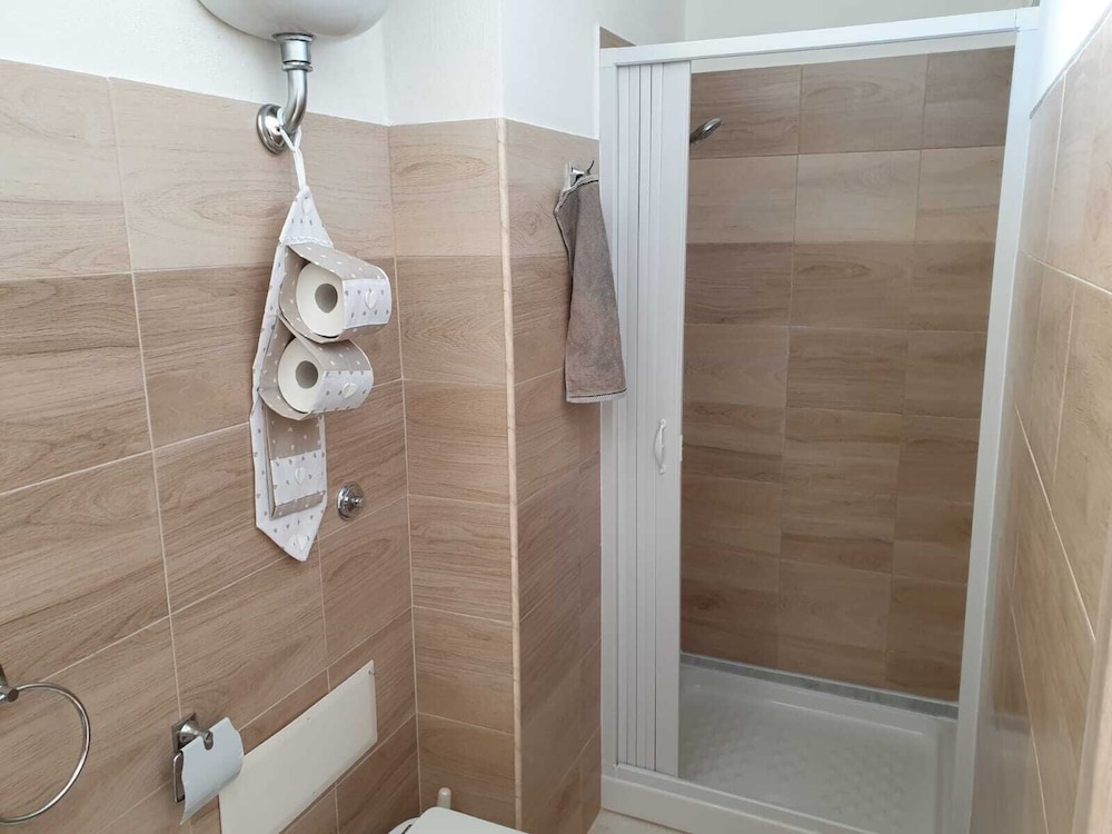 Comfort Quadruple Room, City View photo 2