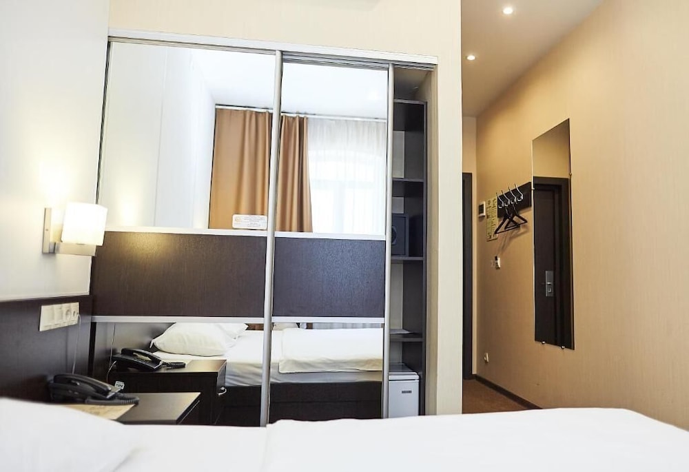 Standard Double or Twin Room photo 2