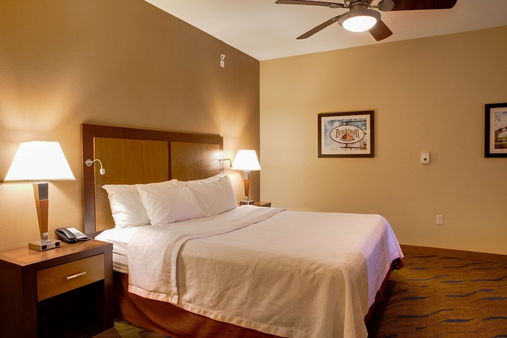 Suite, 1 King Bed, Non Smoking