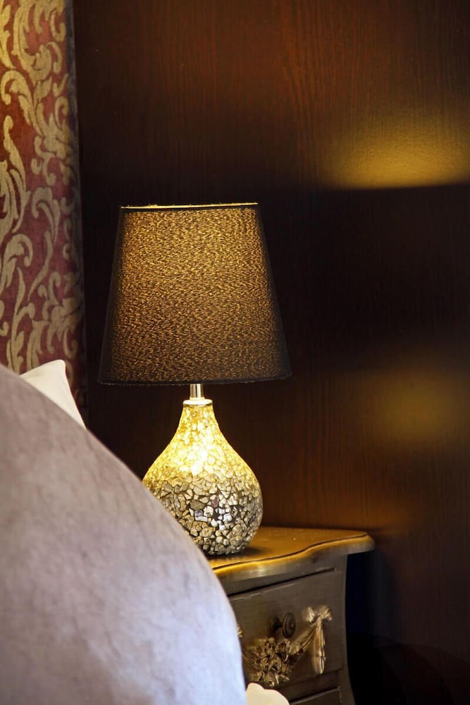 Classic Twin Room, Ensuite - Photo 5