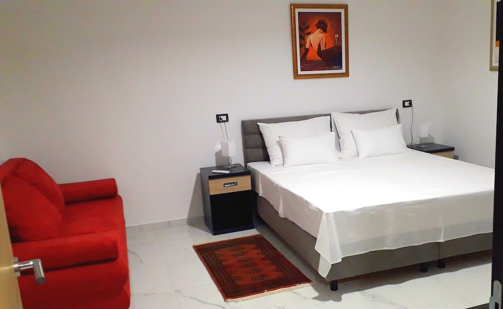 Deluxe Room 11, Balcony