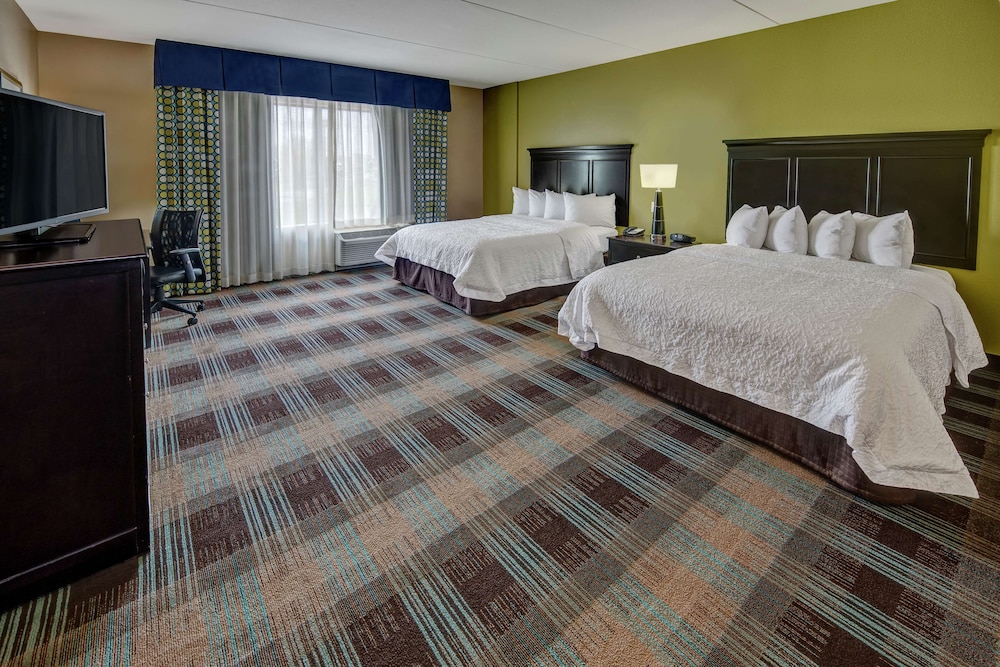 Room, 2 Queen Beds, Accessible, Non Smoking photo 2