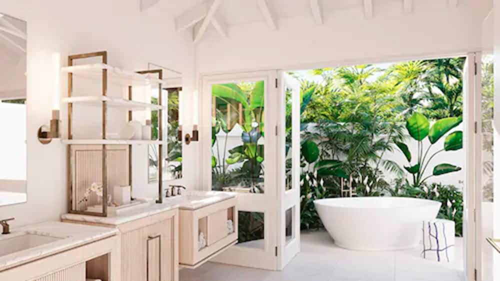Signature Ocean Cottage photo 1