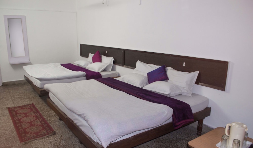 Room (4 Bed Non Ac)