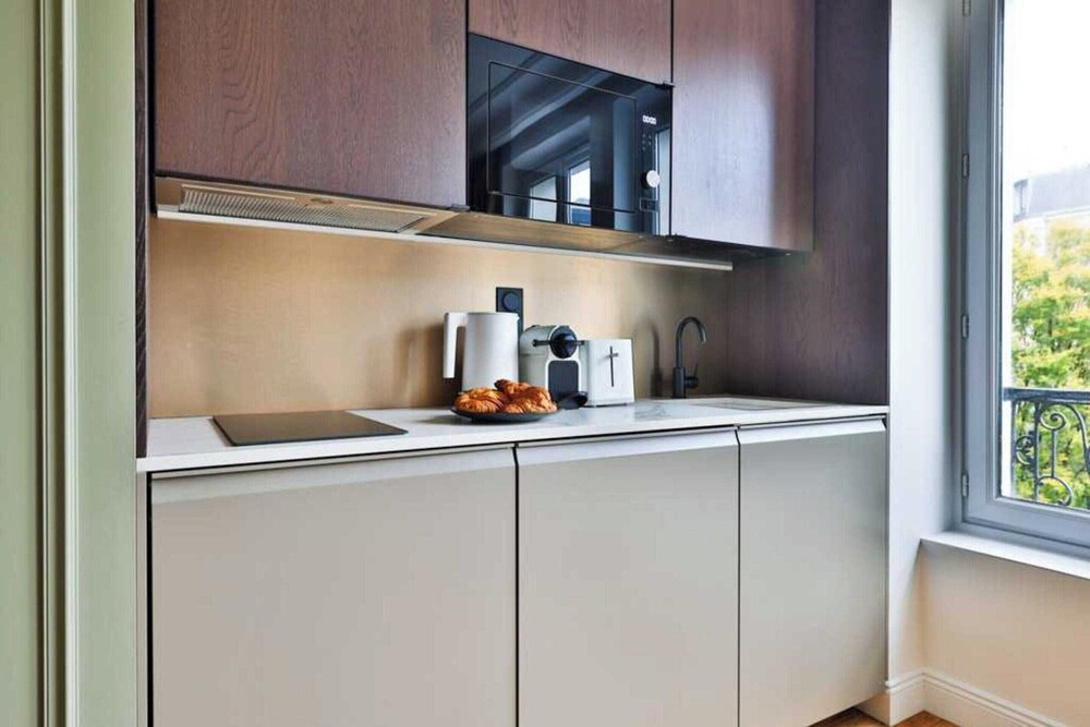 Apartment photo 2