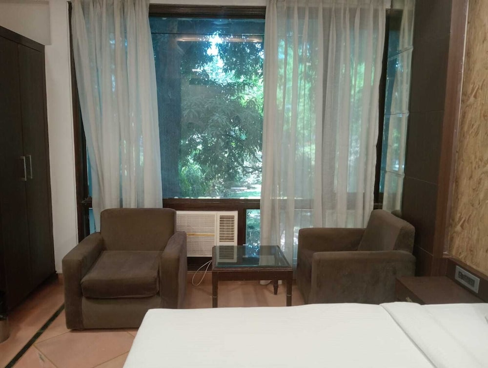 Superior Double or Twin Room - Photo 8