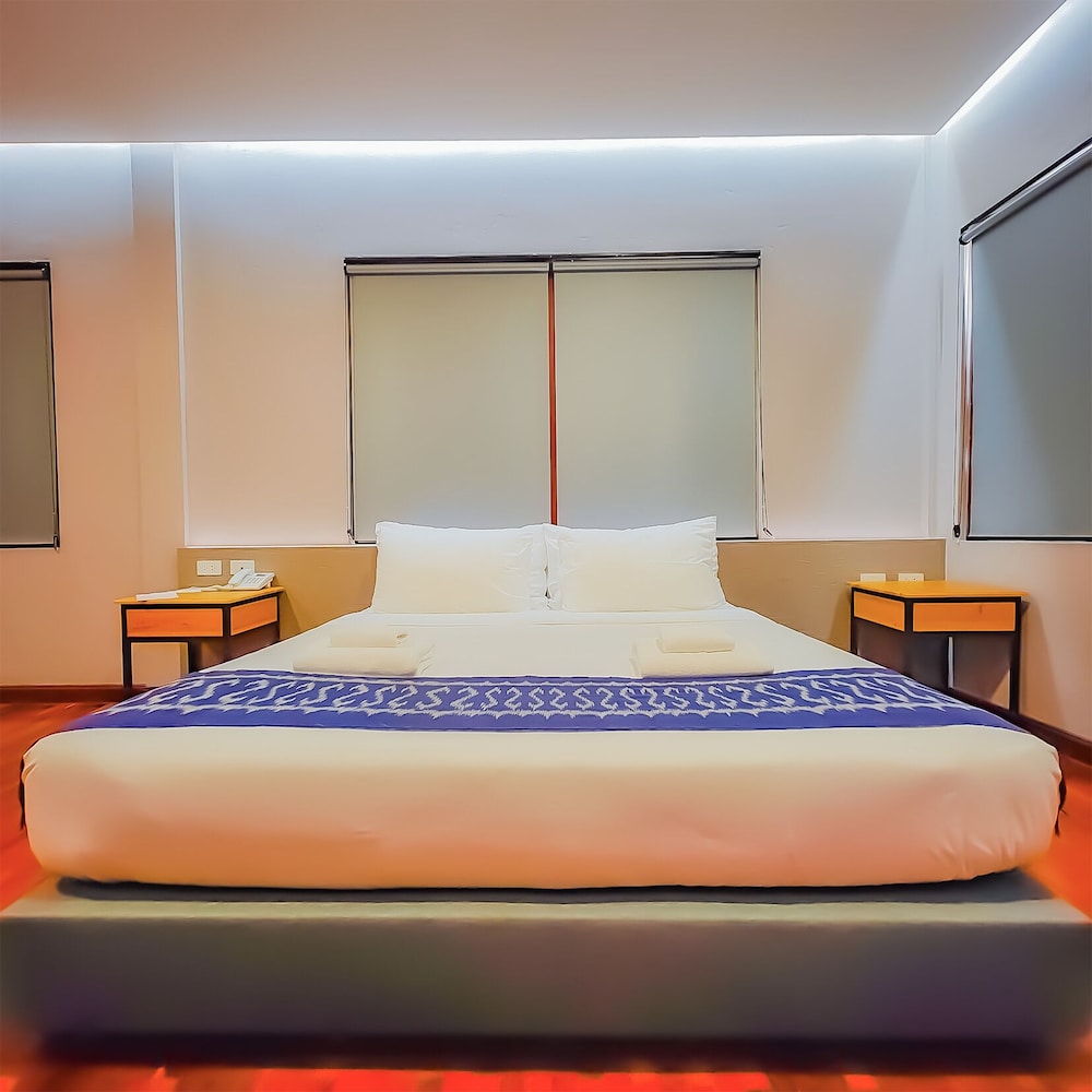 Deluxe Double or Twin Room - Photo 14
