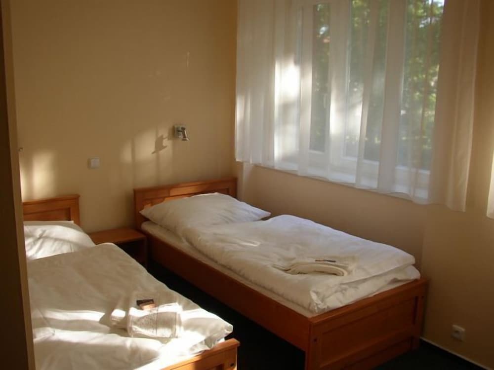 Triple Room - Photo 1