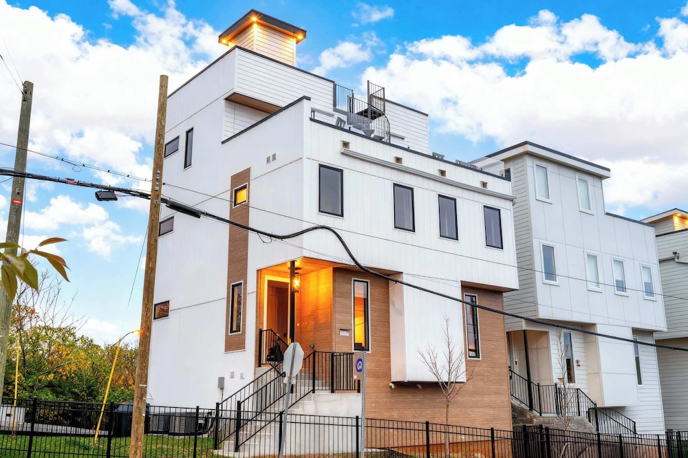 Elevator With Rooftop Hot Tub Pet-friendly Yard, Foto 63
