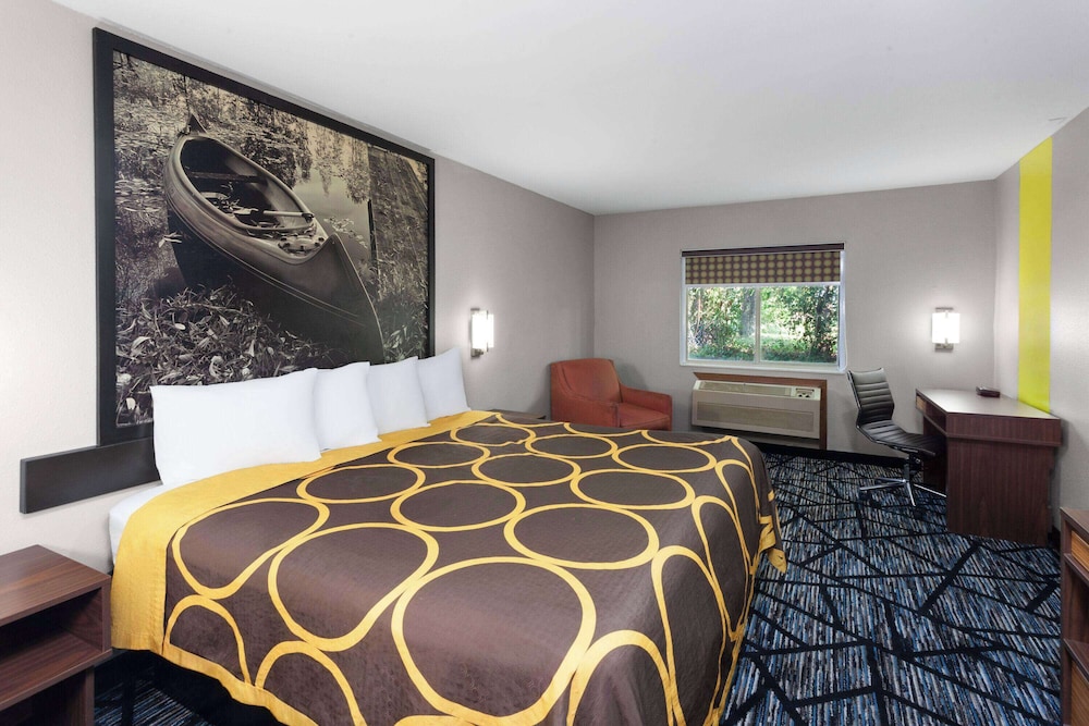 Standard Room, 1 King Bed - Photo 1
