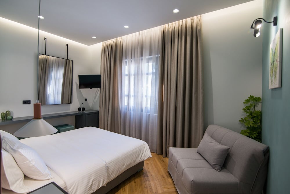 City Studio Suite (Artemis) photo 3