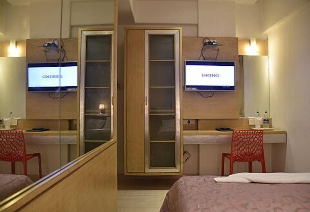 Executive Room photo 3