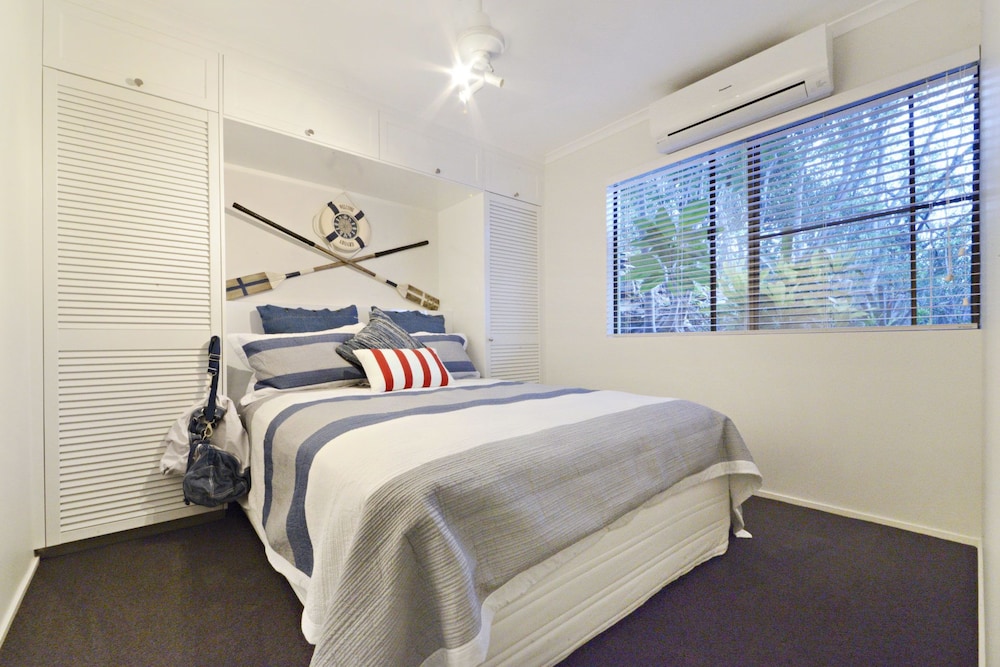 House, 4 Bedrooms photo 1