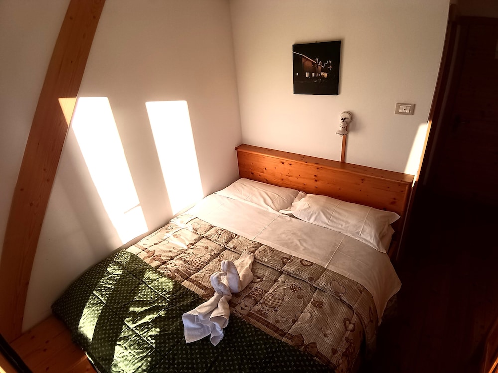 Economy Double Room, Mountain View photo 1
