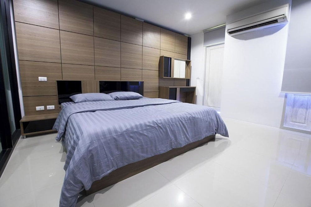 Grand Room