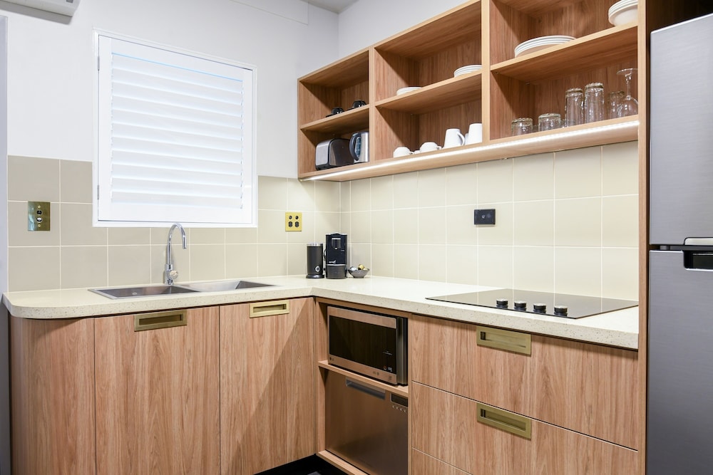 Powerhouse 2 Bedroom Kitchen Suite - Photo 1