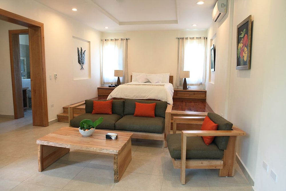 Superior Suite, Garden View photo 1