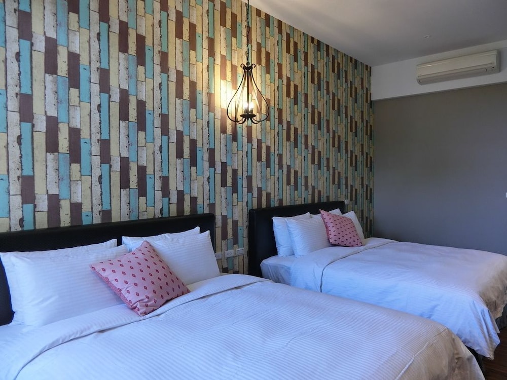 Economy Quadruple Room (11) photo 3