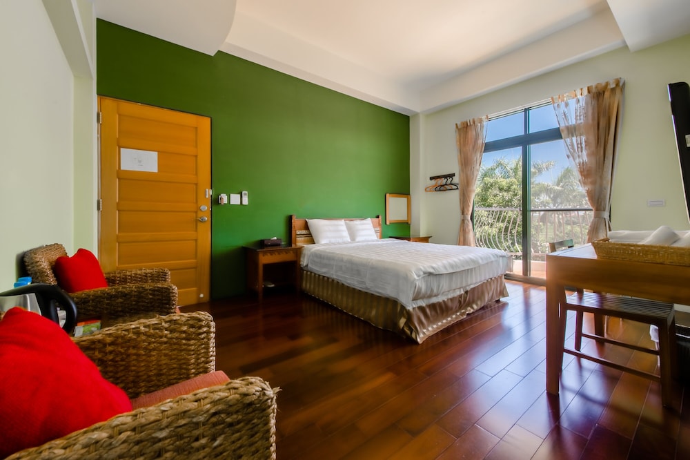 Extra Large Double Room with Balcony photo 1