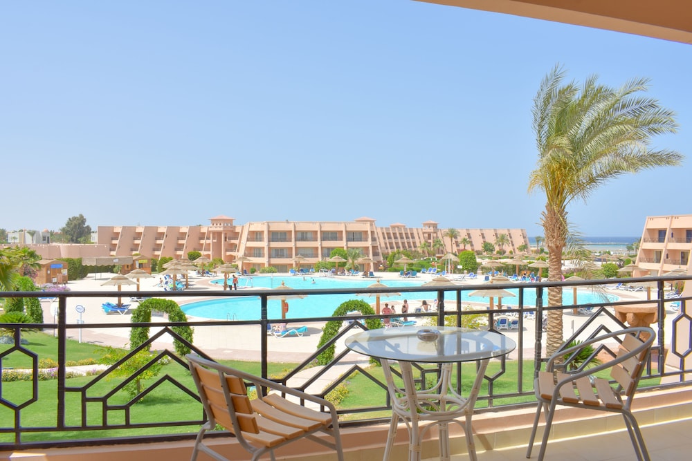 Family Room Pool View