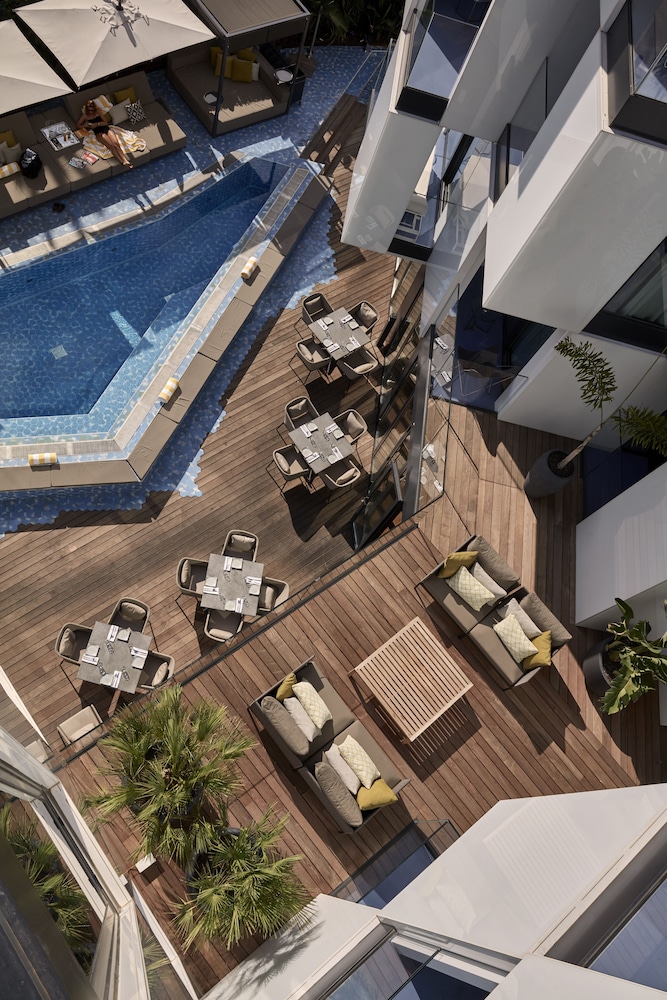 Sir Penthouse photo 3