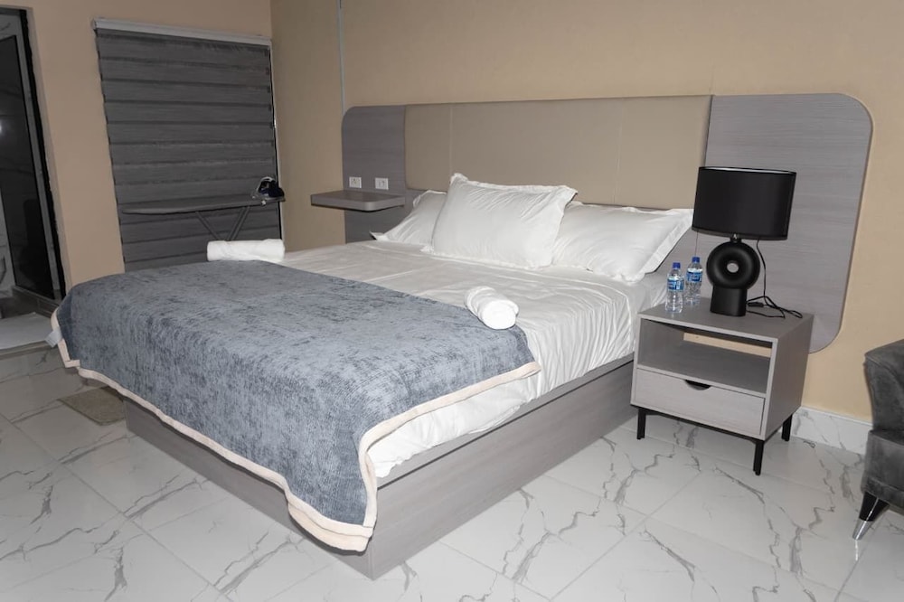 Deluxe Single Room, 1 King Bed, Non Smoking