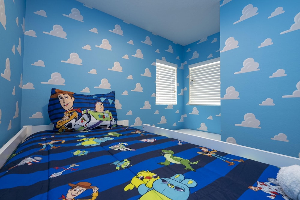 Magical Themed House Just 5 Minutes to Disney Free BBQ Pool Access, 사진 12