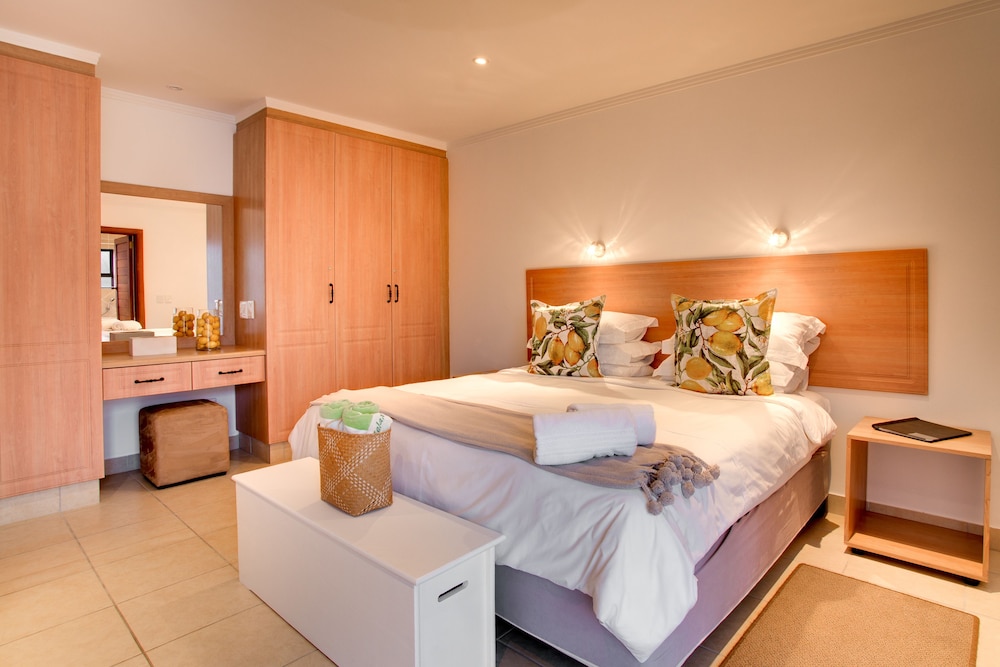 Luxury Suite photo 1
