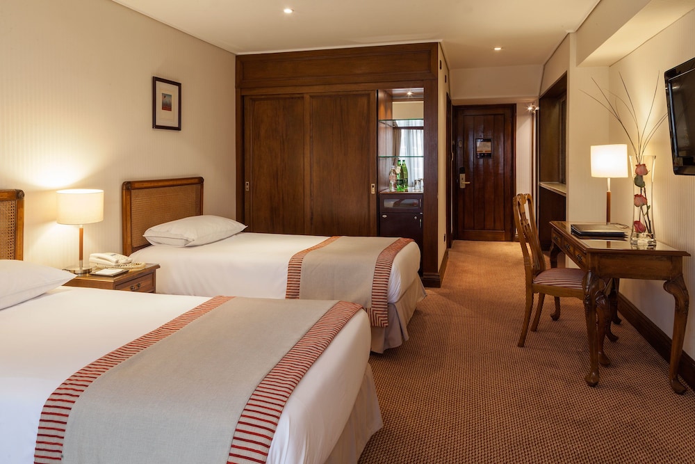 Standard Twin Room - Photo 2