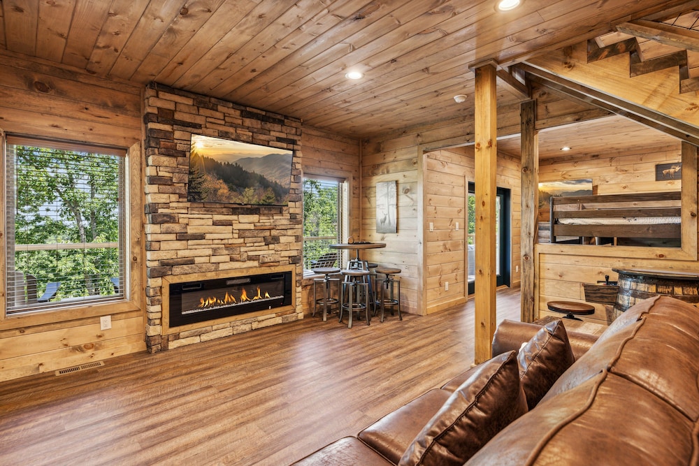 Cabin, 5 Bedrooms