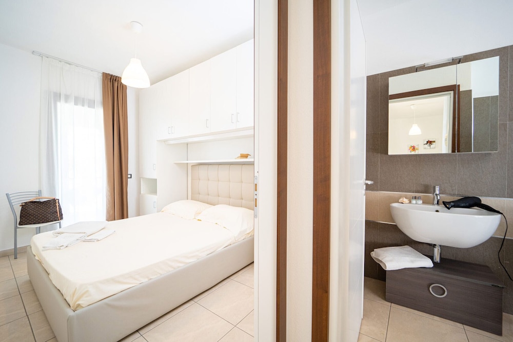 Basic Room photo 1
