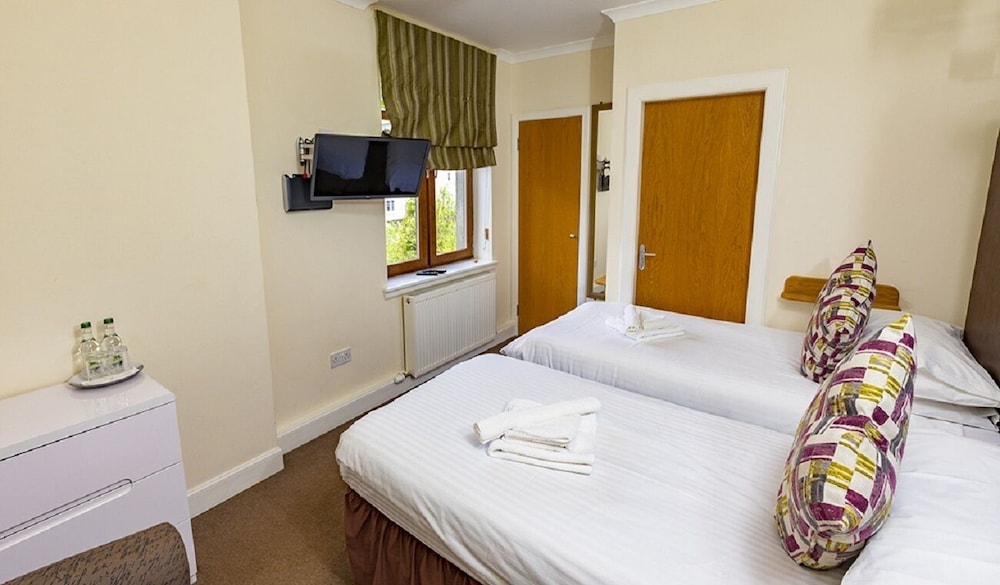 Superior Double or Twin Room, Ensuite (Rooms 4-5-6) photo 3