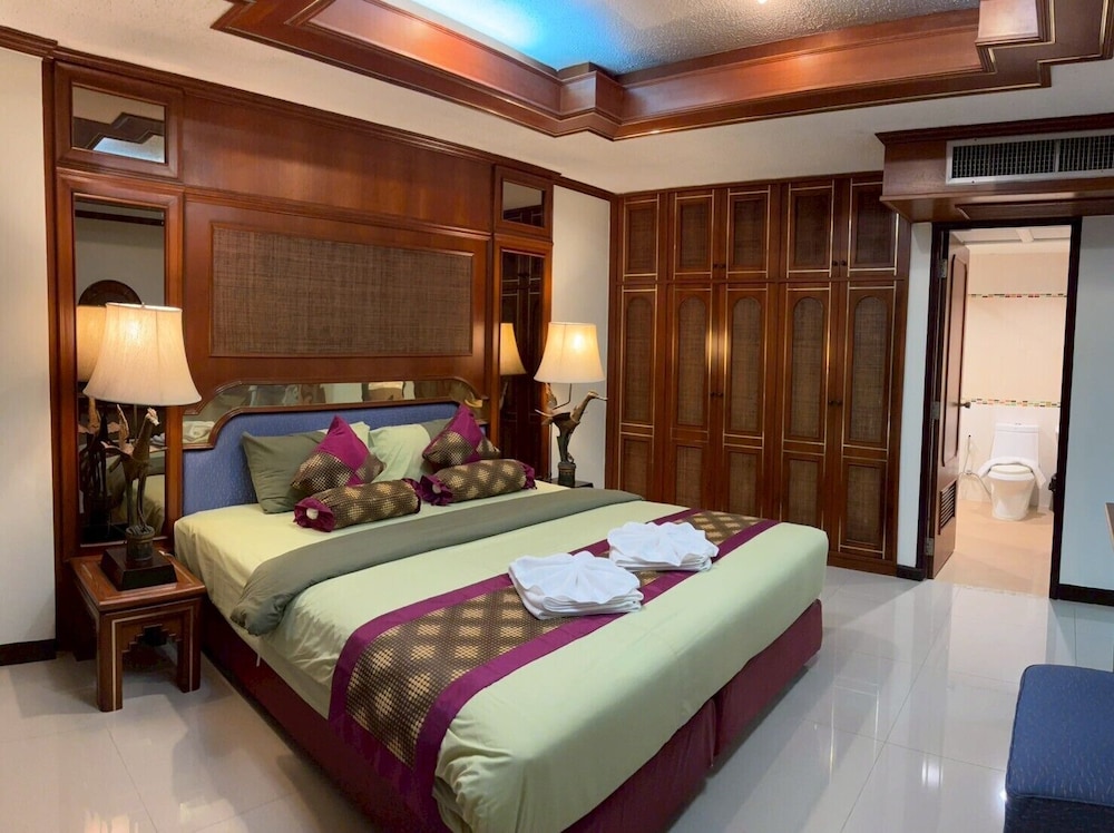 Honeymoon Room - Photo 3
