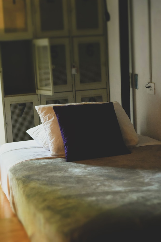 Shared Dormitory, Multiple Beds photo 1