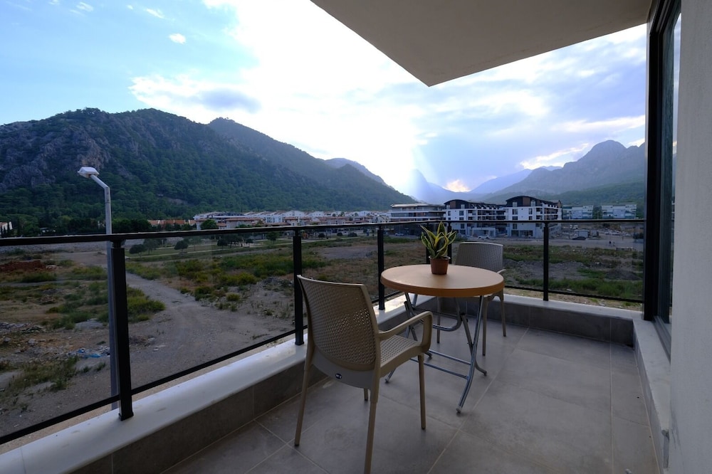 Executive Apartment photo 2